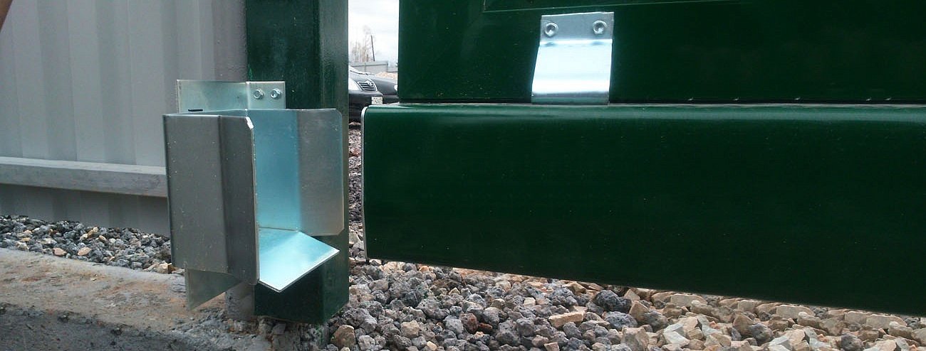 Автоматические откатные ворота DoorHan из сэндвич-панелей "доска" зеленого цвета фото 4