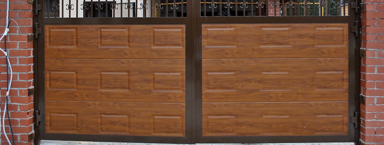 Распашные ворота из сэндвич-панелей DoorHan премиального дизайна фото 2